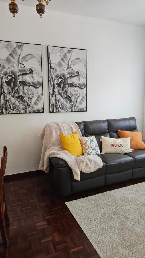 פונשל Garden And Seaview Apartment - Free Parking מראה חיצוני תמונה