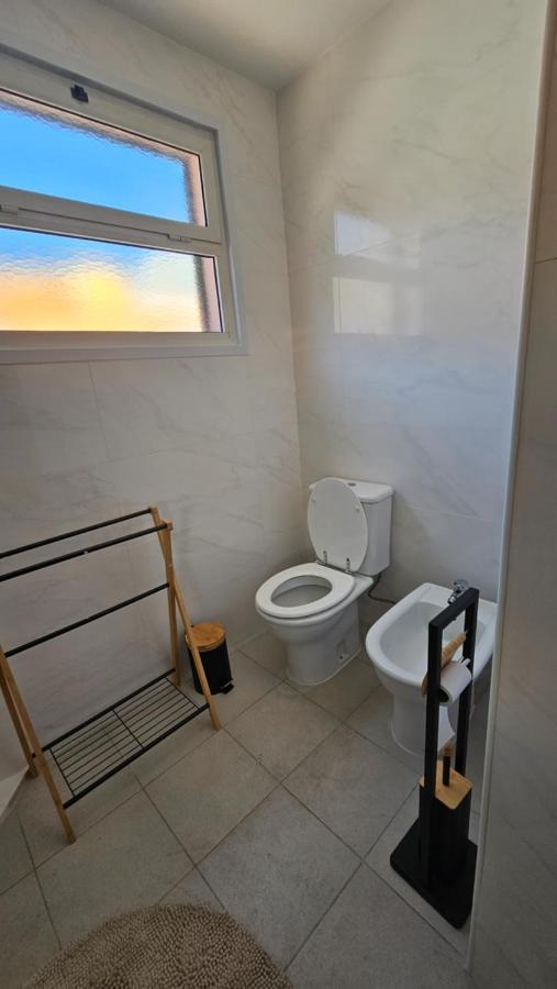 פונשל Garden And Seaview Apartment - Free Parking מראה חיצוני תמונה