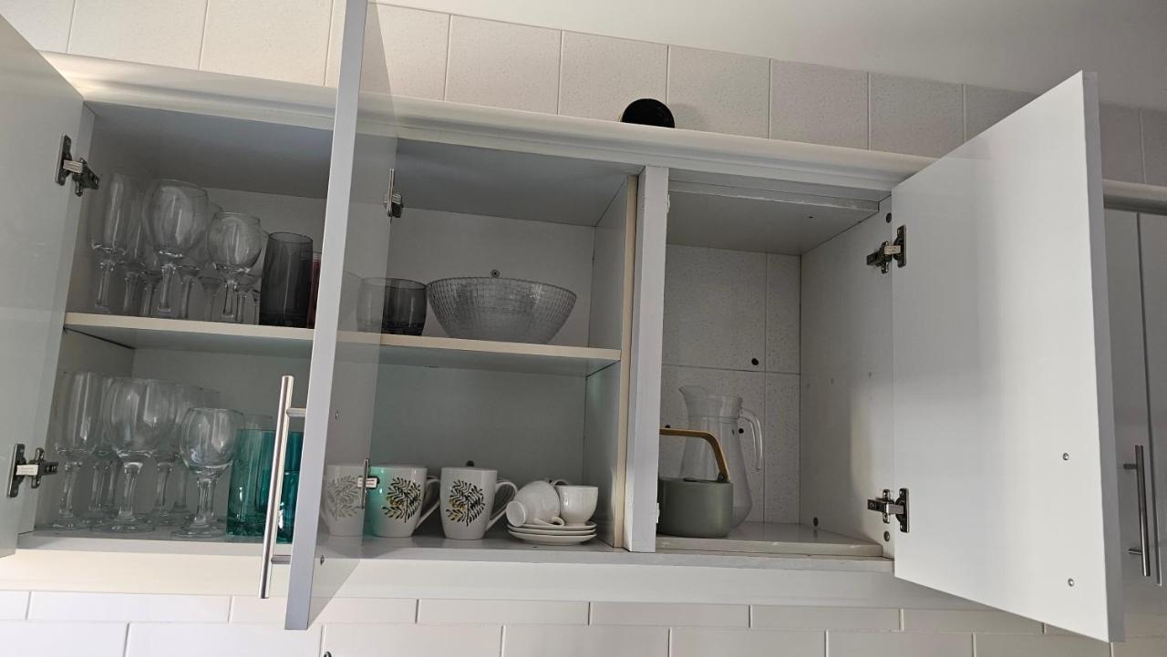 פונשל Garden And Seaview Apartment - Free Parking מראה חיצוני תמונה